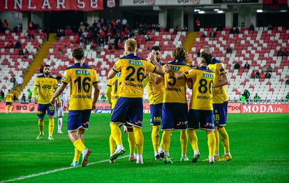 Sivasspor 1-3 Ankaragücü MAÇ SONUCU-ÖZET Ankaragücü nefes aldı!