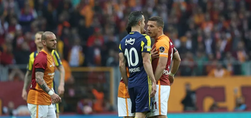 Derbi öncesi Robin van Persie'den flaş açıklamalar