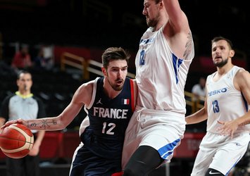 Tokyo'da basketbolda Fransa çeyrek finale yükseldi!