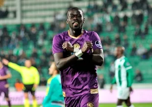 Galatasaray Ndiaye transferini KAP'a bildirdi