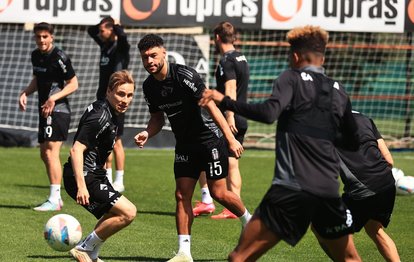 Bobo Beşiktaş antrenmanını izledi