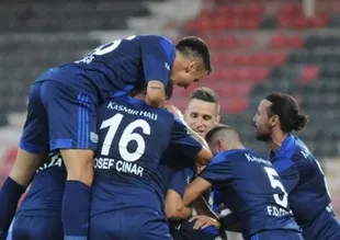 Gaziantep evinde farklı güldü