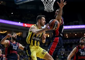 Müthiş mücadele Fenerbahçe Doğuş'un