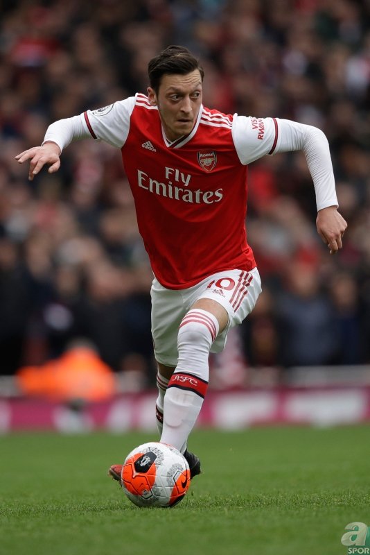 Serhat Akın’dan flaş sözler! ’Mesut Özil neden gelsin?