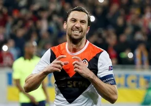 Shakhtar, Srna'nın sözleşmesini uzattı
