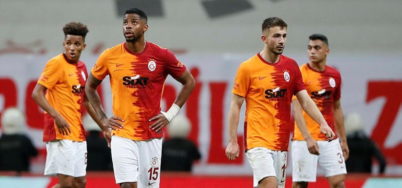 Galatasaray'da veda eden isimleri açıkladı!