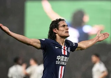 Cavani'nin menajerinden transfer açıklaması