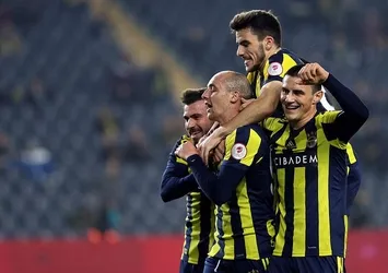 Fenerbahçe'nin gençleri dikkati çekiyor