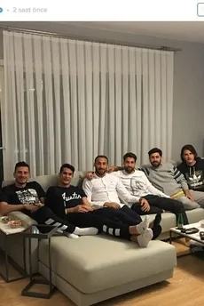 Beşiktaşlı oyunculardan derbi paylaşımı - 1