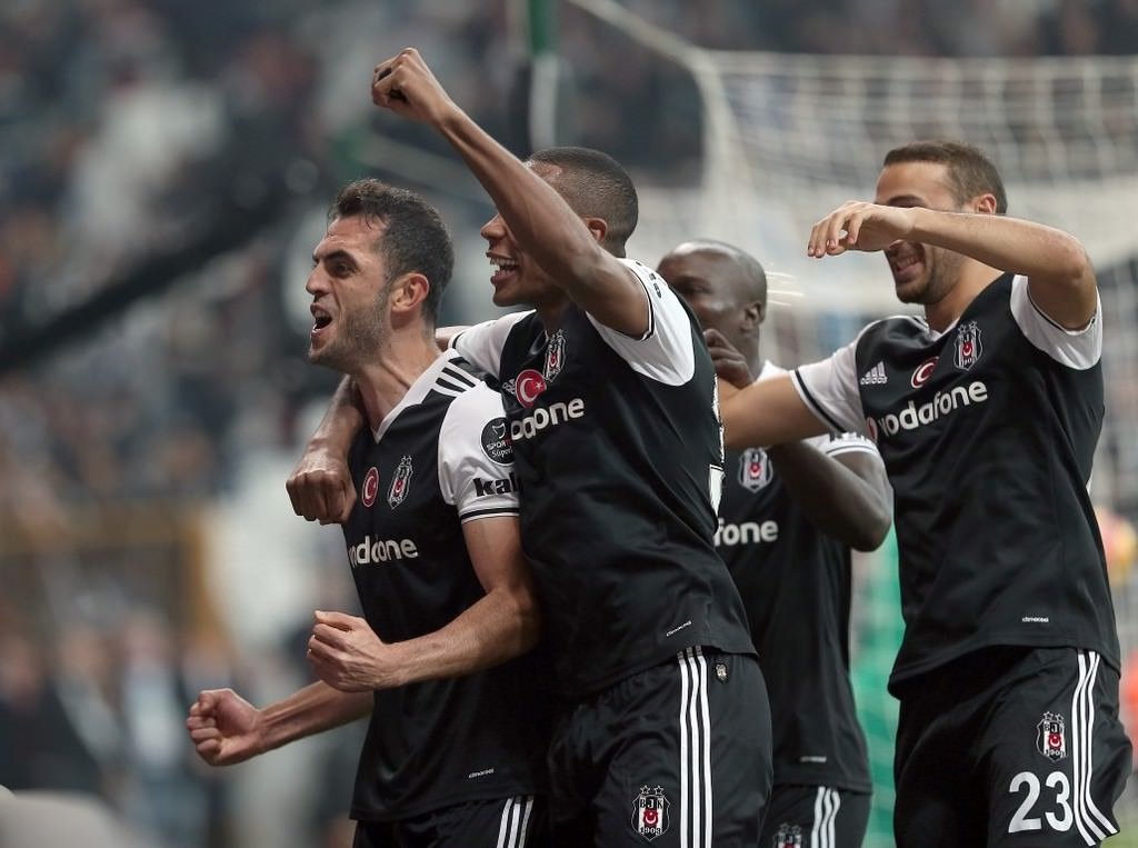 Beşiktaş-Trabzonspor karşılaşmasından kareler
