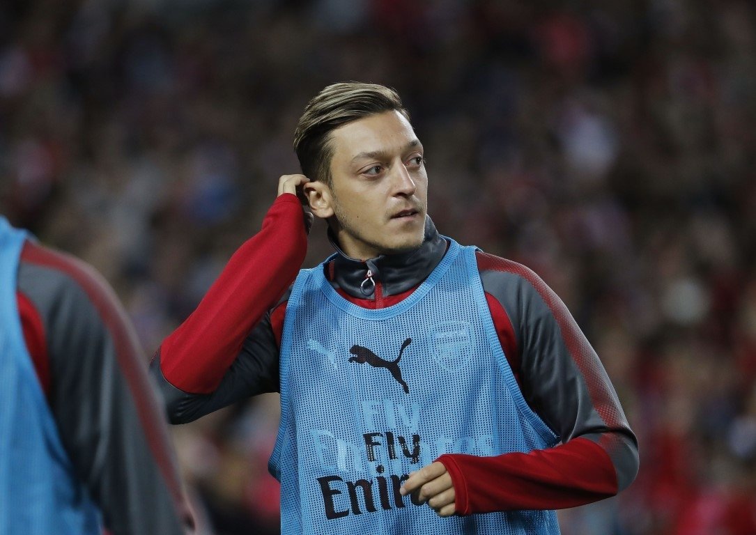 Barcelona’dan Mesut Özil bombası