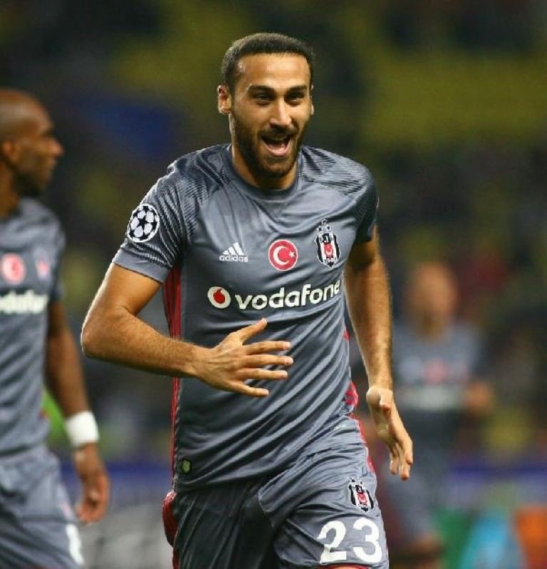 Ada’nın gözdesi Cenk Tosun