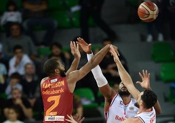 Aslan galibiyetle tanışamadı