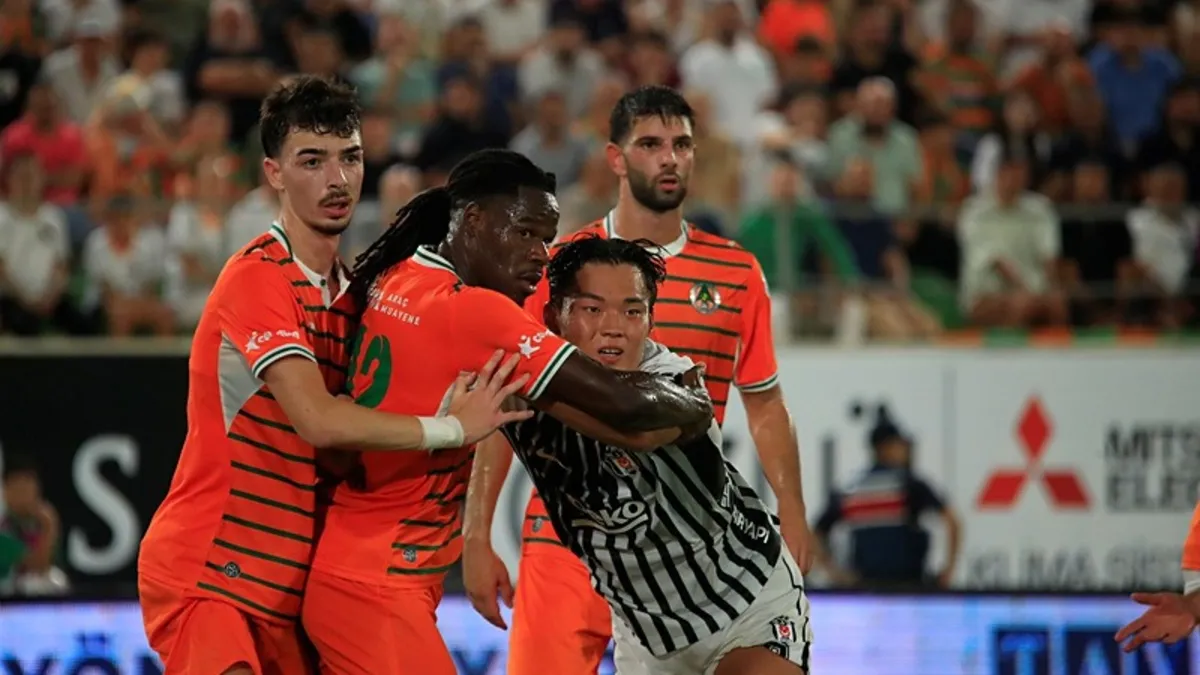 Beşiktaş deplasmanda Corendon Alanyaspor'a mağlup oldu! İşte maçın özeti