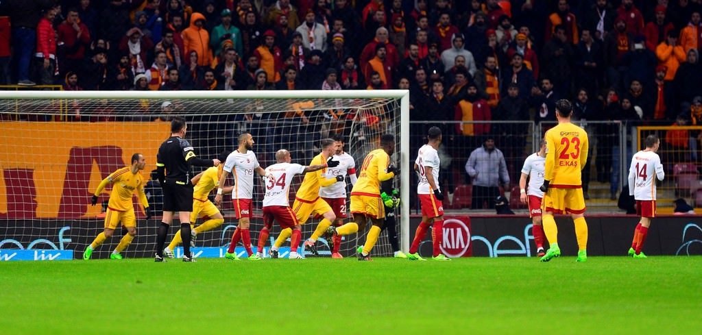 Galatasaray-kayserispor karşılaşmasından kareler