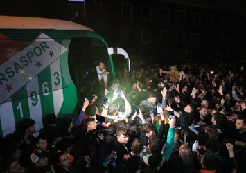 Frutti Extra Bursaspor'a coşkulu karşılama!