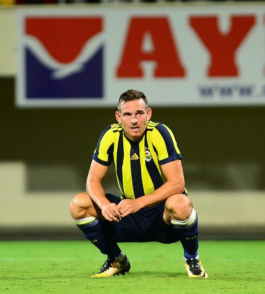İngiltere Fenerbahçeli Janssen’i konuşuyor!