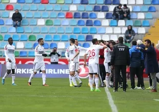 Gaziantep deplasmanda Kayseri'yi devirdi