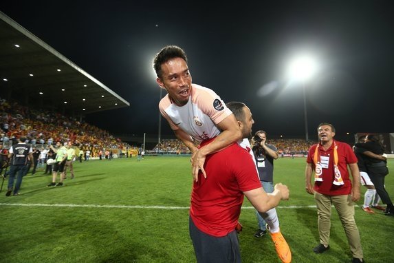 Yuto Nagatomo’dan rest!