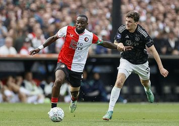 Feyenoord, Ajax'ı dağıttı!