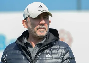Yalçın'dan şampiyonluk reçetesi! "Şımarmadan devam edersek..."