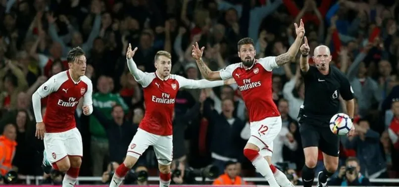 Premier League'de gollü açılış