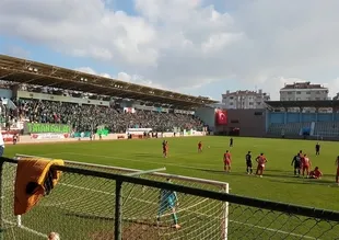 Sakaryaspor, İstanbul'da iki puan bıraktı