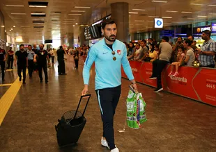 Milli yıldız kadrodan çıkarıldı