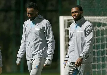 Sturridge ile Mikel ayrıldı