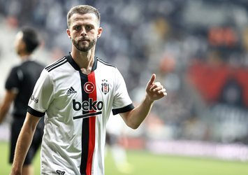 Pjanic'ten transfer açıklaması! Türkiye'de kalacak mı?