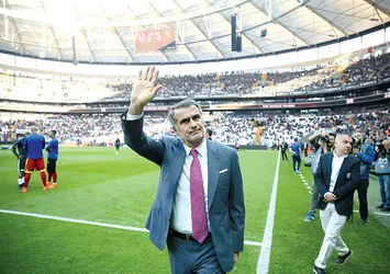 Şenol Güneş: “Türkiye’de antrenörler baskı altında”