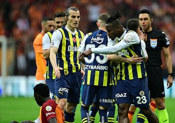 Dev derbi dış basında gündem oldu! İşte o manşetler