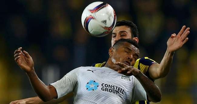 Fenerbahçe - Krasnodar maçında büyük skandal!