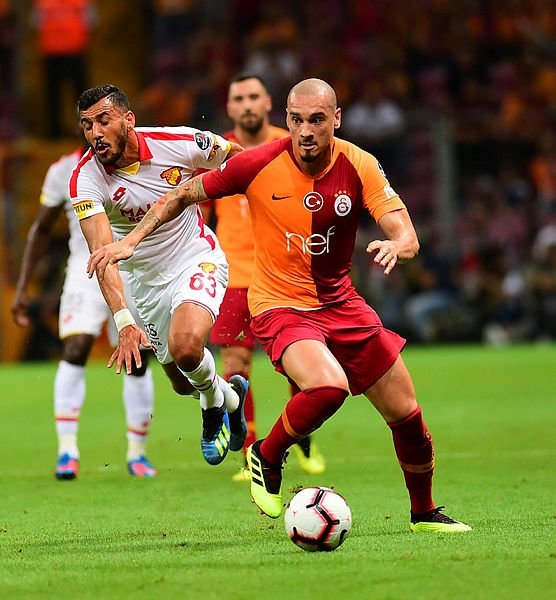 Galatasaray’da Maicon şoku!