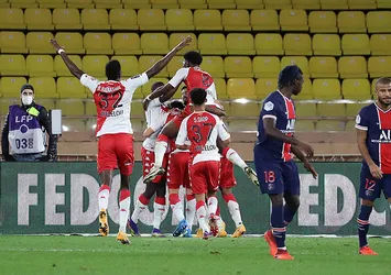Monaco'dan tarihi dönüş! PSG maçında...