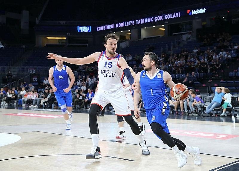 Anadolu Efes In Rakibi Tofas Aspor