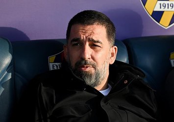 Arda Turan ayrılığı açıkladı! Yeni takımı...