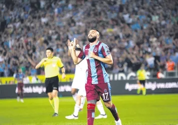 Burak Yılmaz ikiye böldü