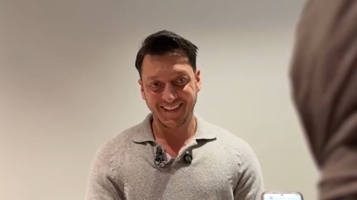 Mesut Özil'e Ramazan soruları: Son dakika golü mü yoksa iftara…
