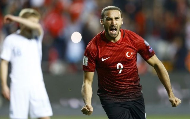 Türk futbolcularının bonservis bedelleri belli oldu