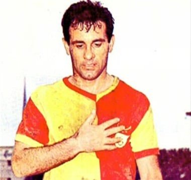 Metin Oktay futbolu Fener formasıyla bırakmıştı!