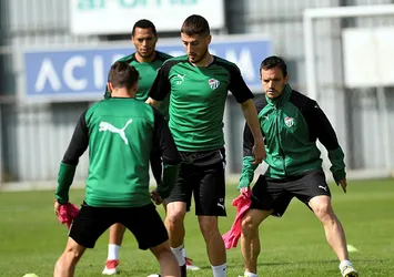 Bursaspor’da Göztepe hazırlıkları sürüyor