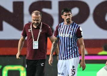 Trabzonspor'dan sakatlık açıklaması! Savic...