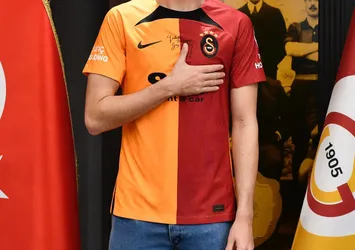 G.Saray o isimle sözleşme uzattı!