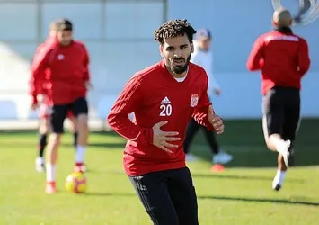 Beşiktaş Douglas'tan vazgeçmedi