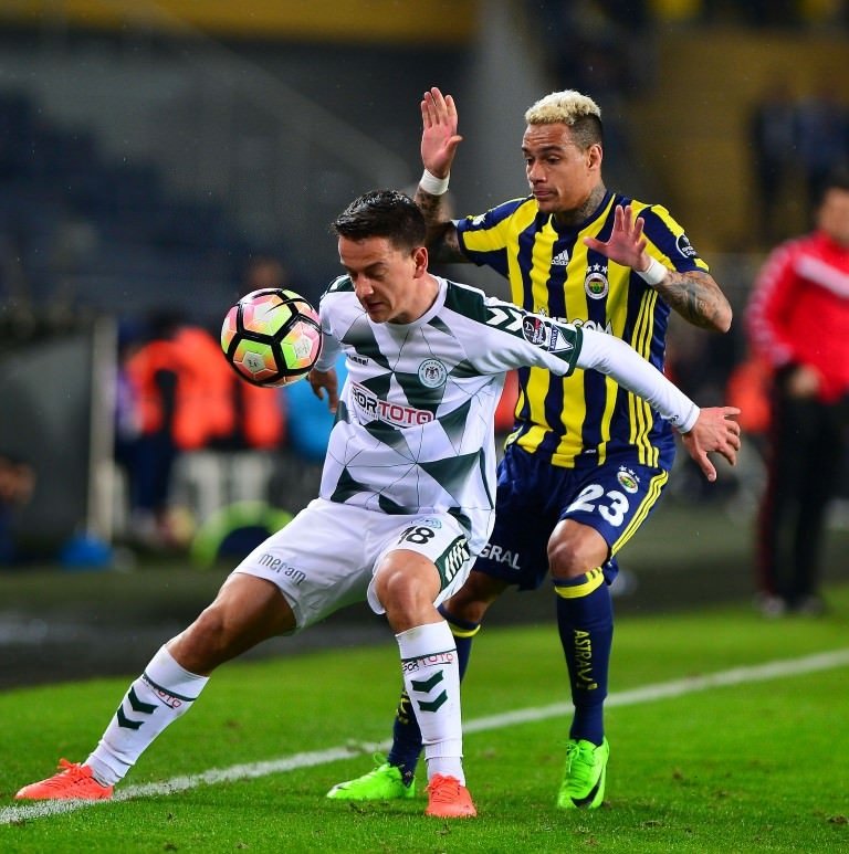 Fenerbahçe-Atiker Konyaspor karşılaşmasından kareler