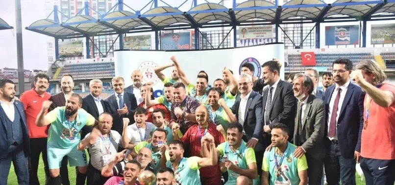 Son dakika spor haberi: İşitme Engelliler Süper Ligi'nde şampiyon Karşıyaka!
