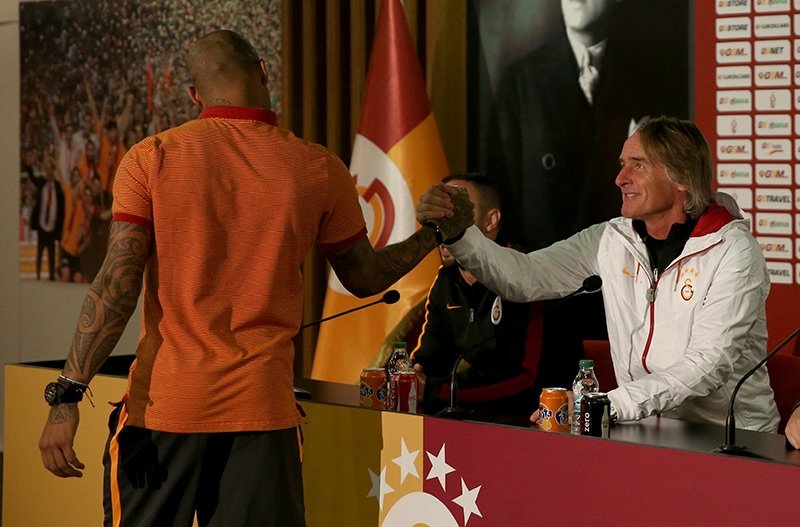 Galatasaray’da flaş derbi kararı! Selçuk İnan...