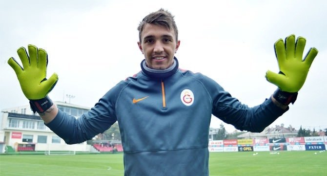 Muslera’dan Taffarel’e: ’Senin gibi olmak istiyorum’