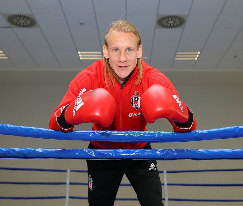 Kartal’ın aşkı Roma’yı yaktı!